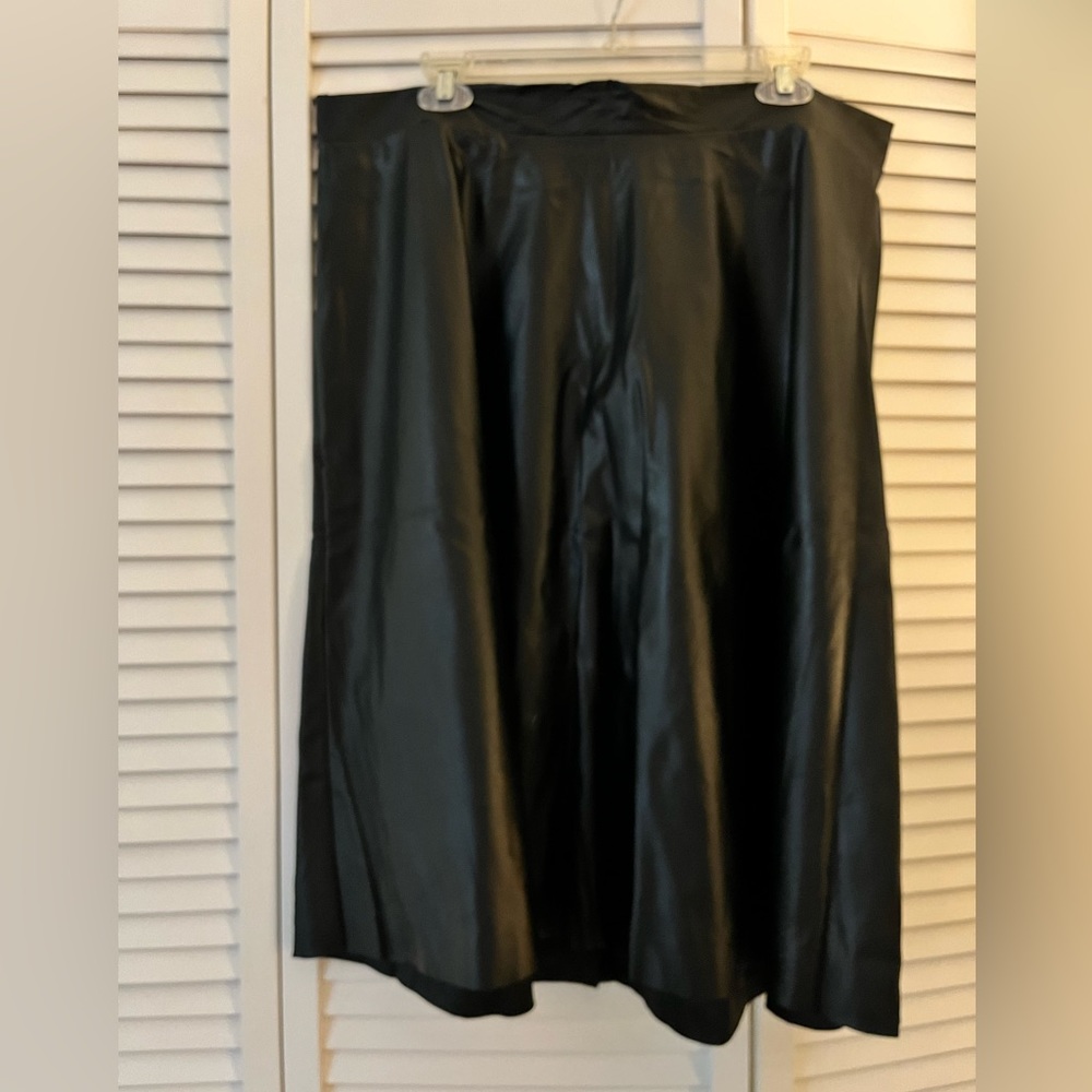 Faux leather swing skirt - unbranded - XL